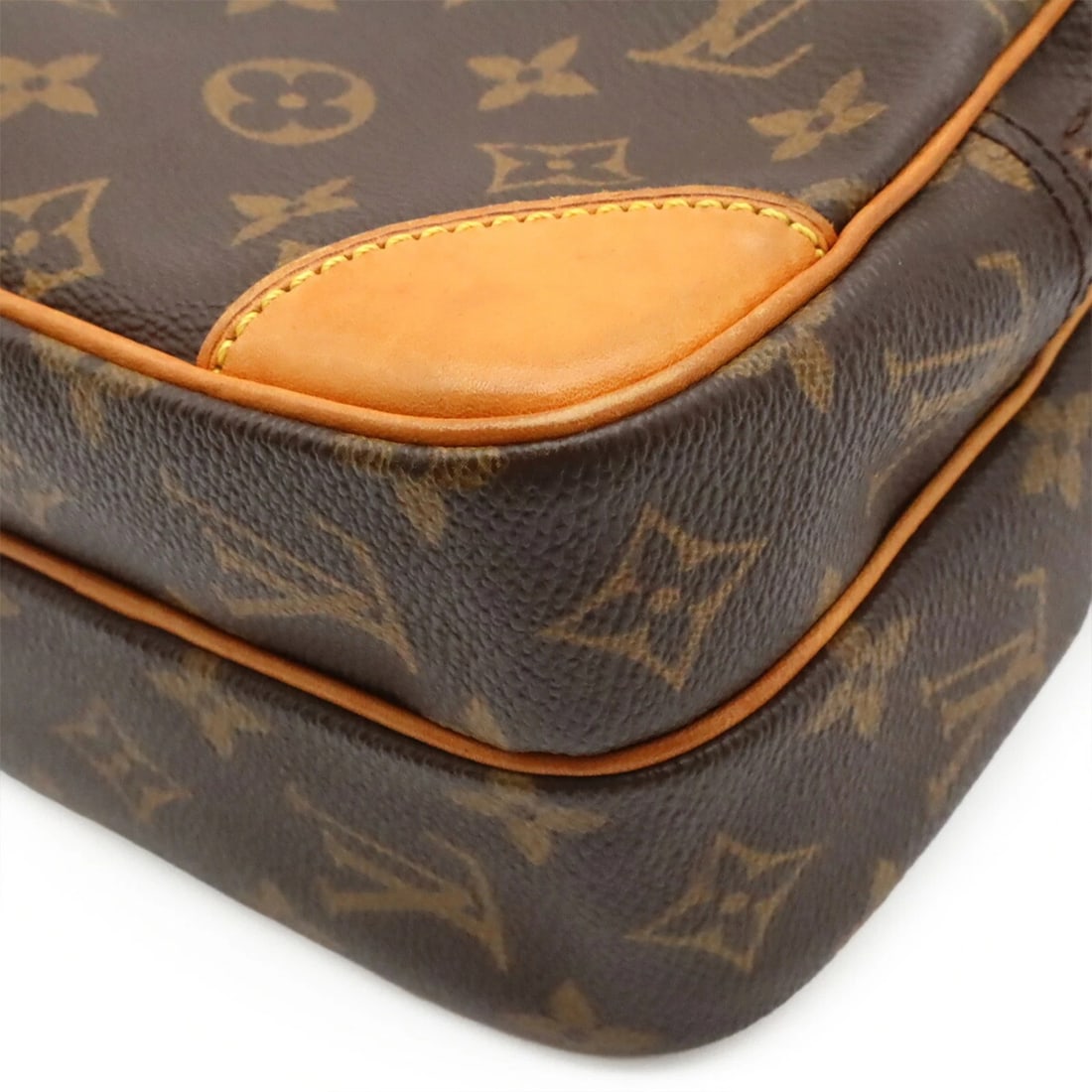 LOUIS VUITTON MONOGRAM - 4