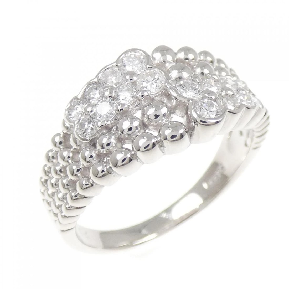 PT900 DIAMOND RING: PT900 Diamond Ring Brand: Unbranded Type/Style: Diamond Ring Material: Color: Size: US6 Accessories: None Accessories Notice: When purchasing pre-owned goods, please refer to the photos of the items