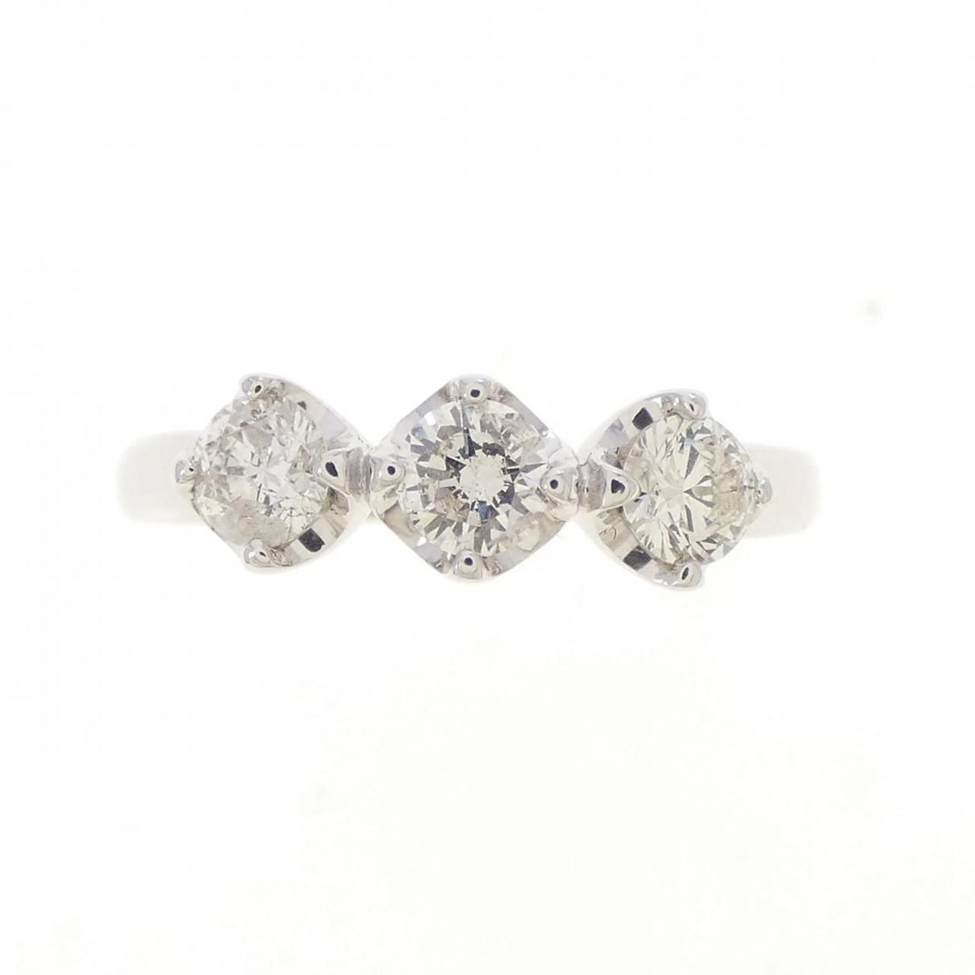 K18WG DIAMOND RING - 2