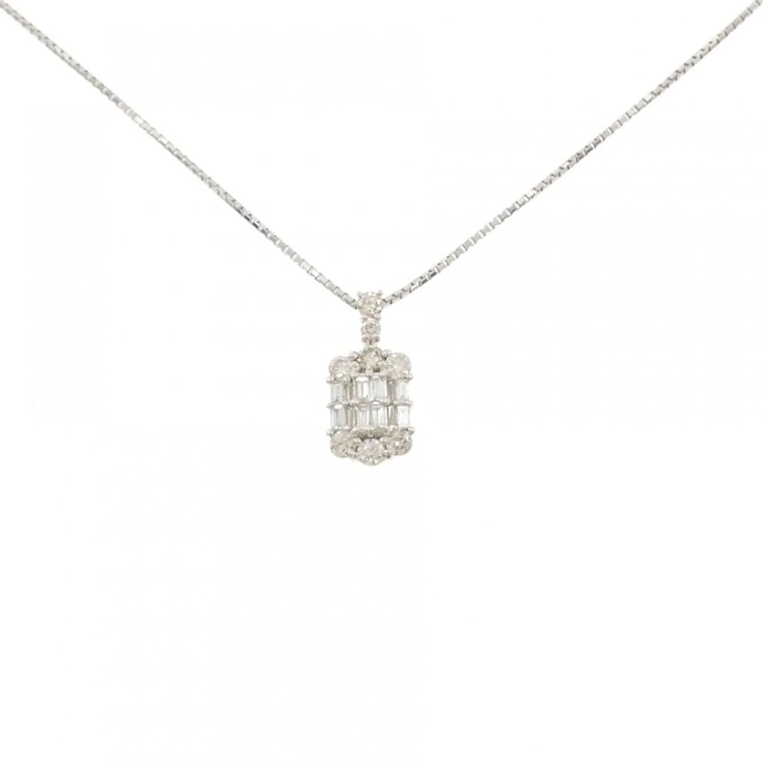 PT900/PT850 DIAMOND NECKLACE: PT900/PT850 Diamond Necklace Brand: Unbranded Type/Style: Diamond Necklace Material: Color: Size: Actual Size Pendant length approx. x width approx.: 15.4mmx7.4mm Chain maximum width approx.: 0.8mm