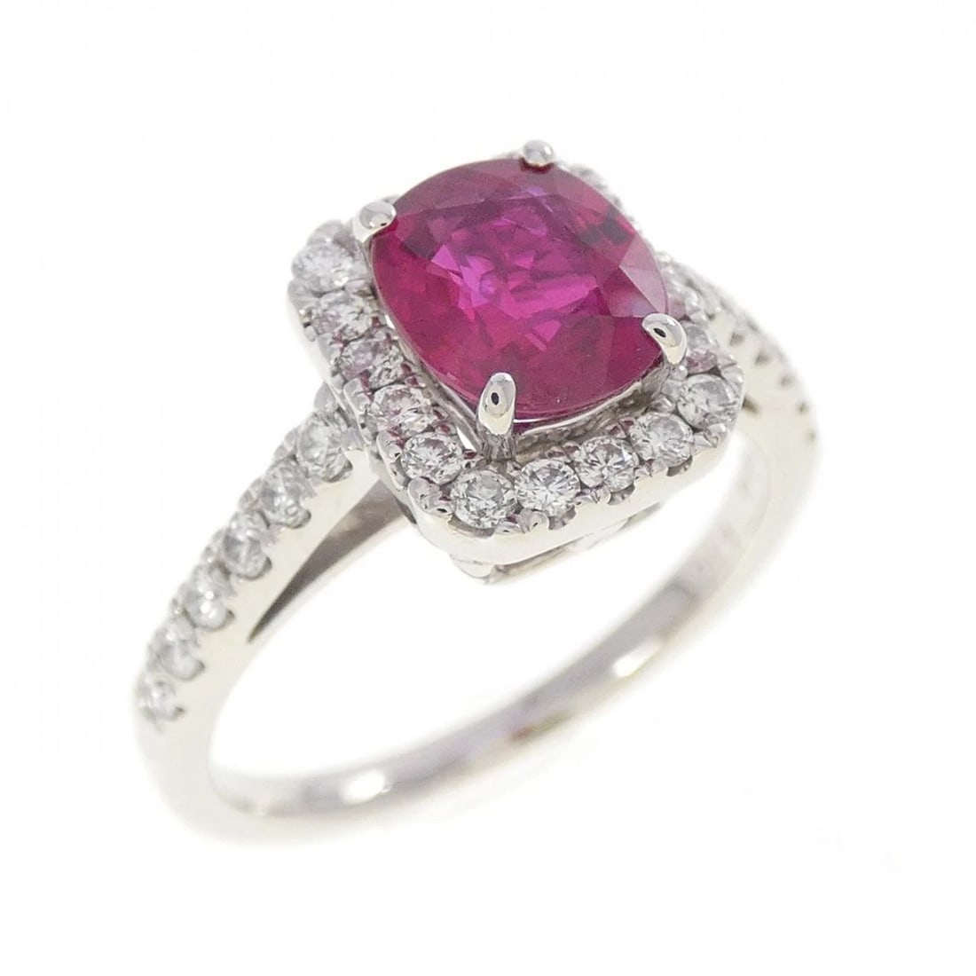 PT900 RUBY RING: PT900 Ruby Ring Brand: Unbranded Type/Style: Ruby Ring Material: Color: Size: US5 1/2 Accessories: None Accessories Notice: When purchasing pre-owned goods, please refer to the photos of the items to