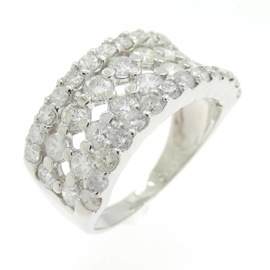 PT900 DIAMOND RING: PT900 Diamond Ring Brand: Unbranded Type/Style: Diamond Ring Material: PT900 Color: None Size: US6 1/4 Accessories: None Accessories Notice: When purchasing pre-owned goods, please refer to the