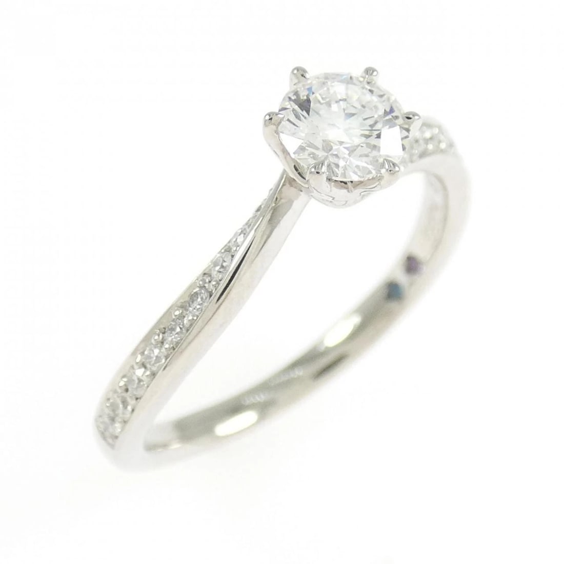 DIAMOND RING 0.333CT: Diamond Ring 0.333CT Brand: 4? Type/Style: 4?C Ring Material: Platinum950 Color:None Size: US5 Accessories: None Accessories Notice: When purchasing pre-owned goods, please refer to the pho
