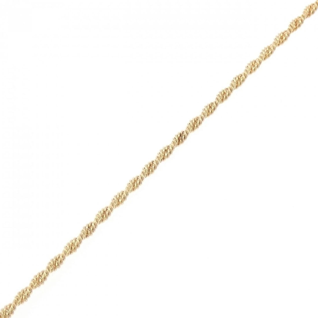 K18YG BRACELET: K18YG bracelet Brand: Unbranded Type/Style: Bracelet Material: Color: Size: Actual Size Max width approx: 2.1mm Size 19cm Accessories: None Accessories Notice: When purchasing pre-owned goods, please