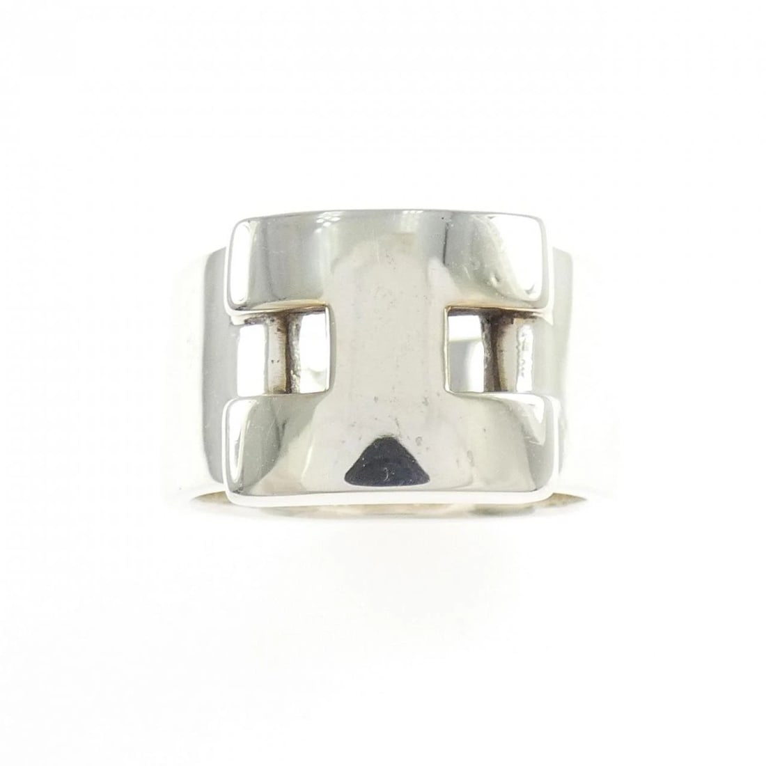 HERMES 925 RING: Hermes 925 Ring Brand: HERMES Type/Style: Hermes Ring Material: 925Silver, Color: Silver Size: US 5 3/4 Accessories: None Accessories Notice: When purchasing pre-owned goods, please refer to the