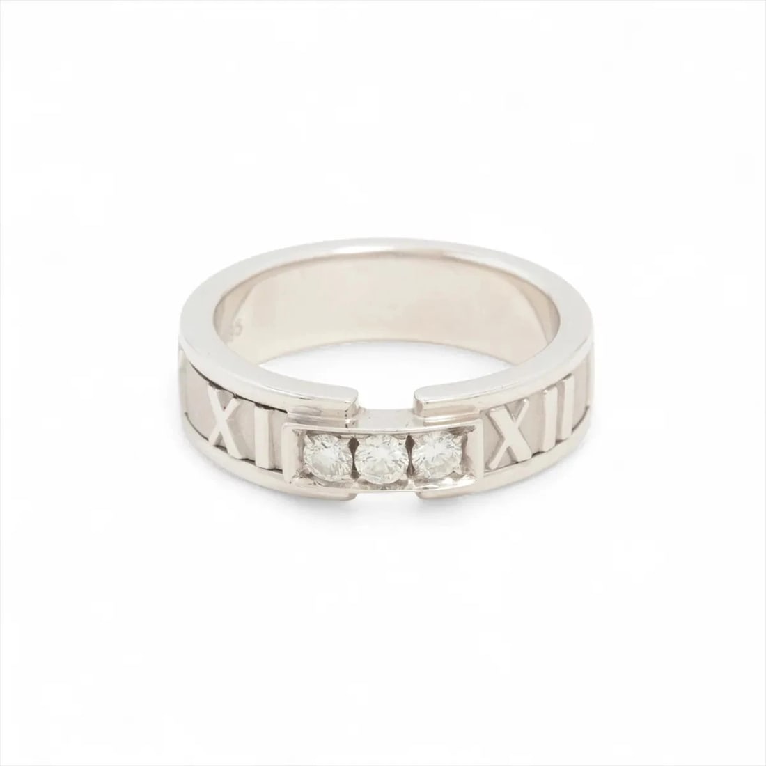 TIFFANY ATLAS DIAMOND RING 750(WG): Tiffany Atlas diamond Ring 750(WG) Brand: Tiffany Type/Style: Ring Material: 750(WG) Color: White Gold Size: 6 - 6.25 US Accessories: None Accessories Notice: When purchasing pre-owned good