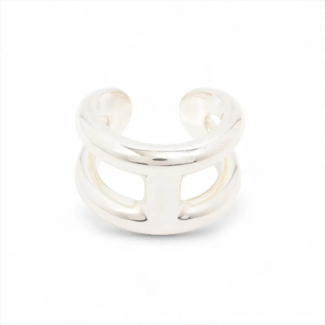 HERMES OSMOZ PM RING 925 SILVER: Hermes Osmoz PM Ring 925 Silver Brand: Hermes Type/Style: Ring Material: 925 Color: Silver Size: 6 US Accessories: None Accessories Notice: When purchasing pre-owned goods, please refer to the photos