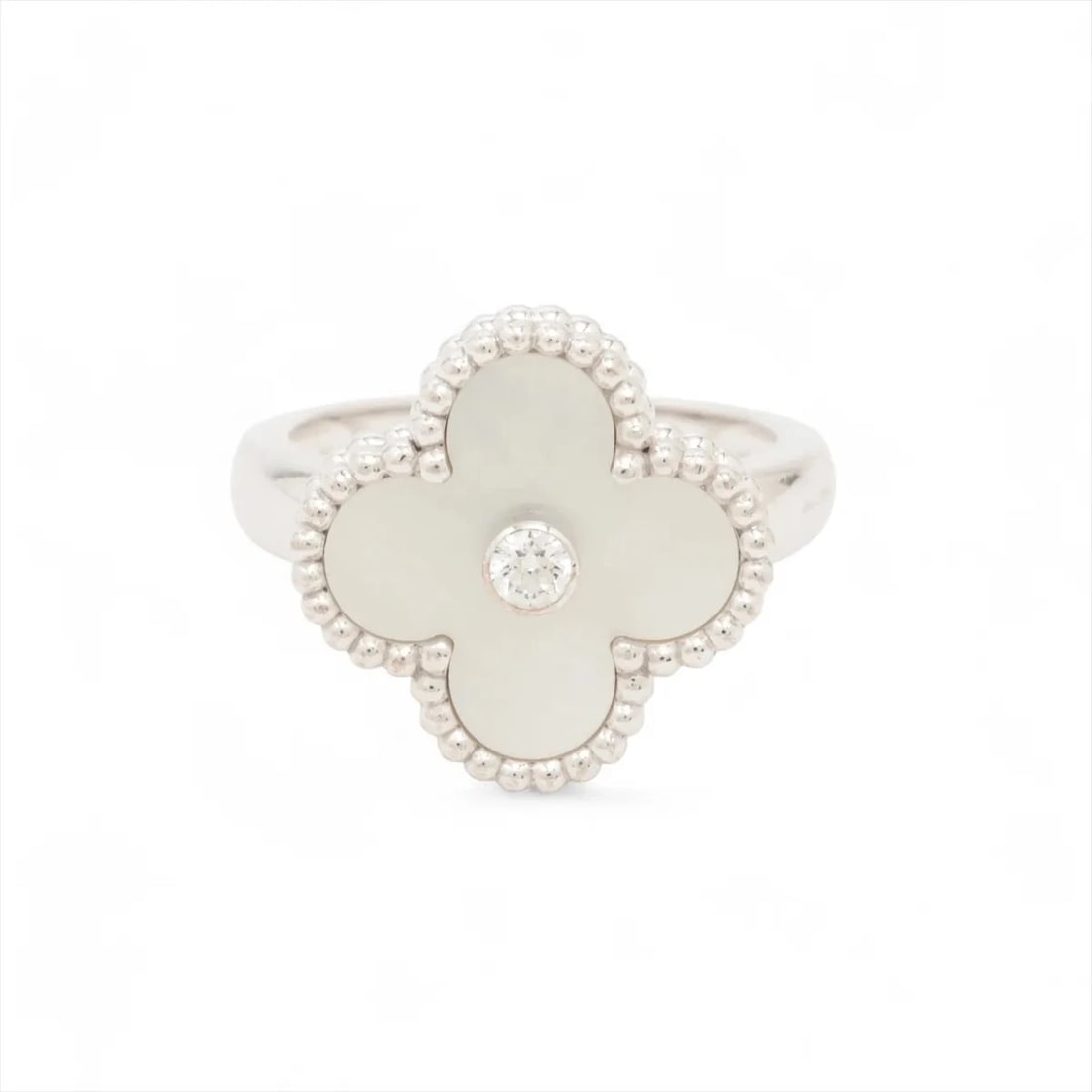 VAN CLEEF & ARPELS ALHAMBRA S DIAMOND RING 750(WG): Van Cleef & Arpels Alhambra s diamond Ring 750(WG) Brand: Van Cleef & Arpels Type/Style: Ring Material: 750(WG) Color: White Gold Size: 4.75 - 5 US Accessories: None Accessories Notice: Wh