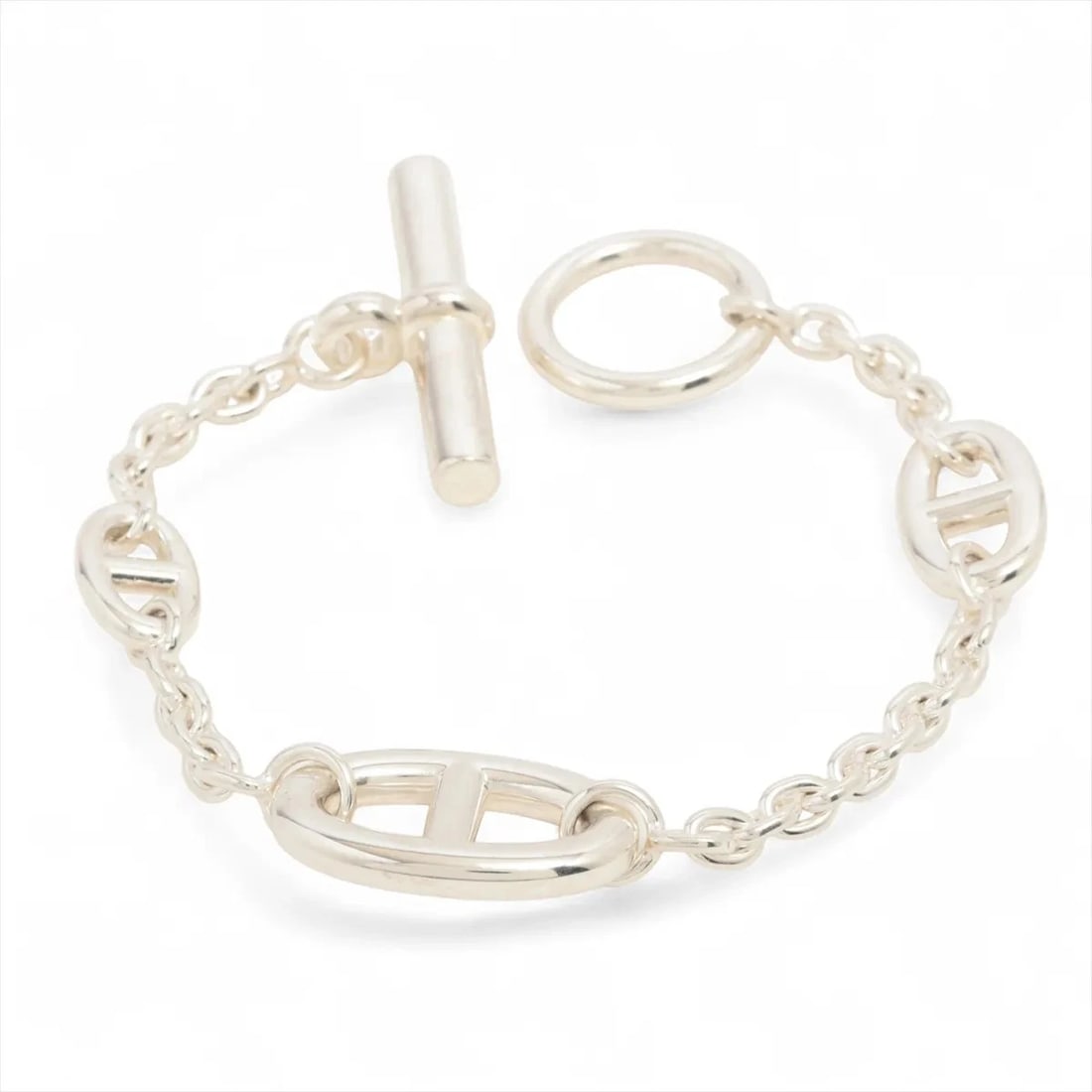 HERMES CHAINE D'ANCRE FARANDOLE BRACELET ST 925 SILVER: Hermes Chaine d'Ancre Farandole Bracelet ST 925 Silver Brand: Hermes Type/Style: Bracelet Material: 925 Color: Silver Size: Bracelet length:15cm Accessories: None Accessories Notice: When purchasing