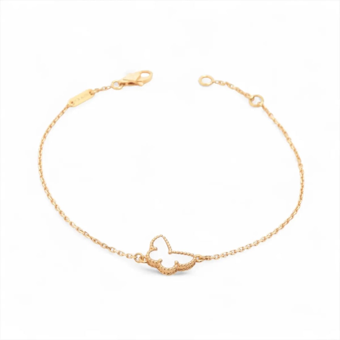 VAN CLEEF & ARPELS SWEET ALHAMBRA PAPILLON BRACELET 750(YG): Van Cleef & Arpels Sweet Alhambra Papillon Bracelet 750(YG) Brand: Van Cleef & Arpels Type/Style: Bracelet Material: 750(YG) Color: Yellow Gold Size: Bracelet length:17.9cm Accessories: None