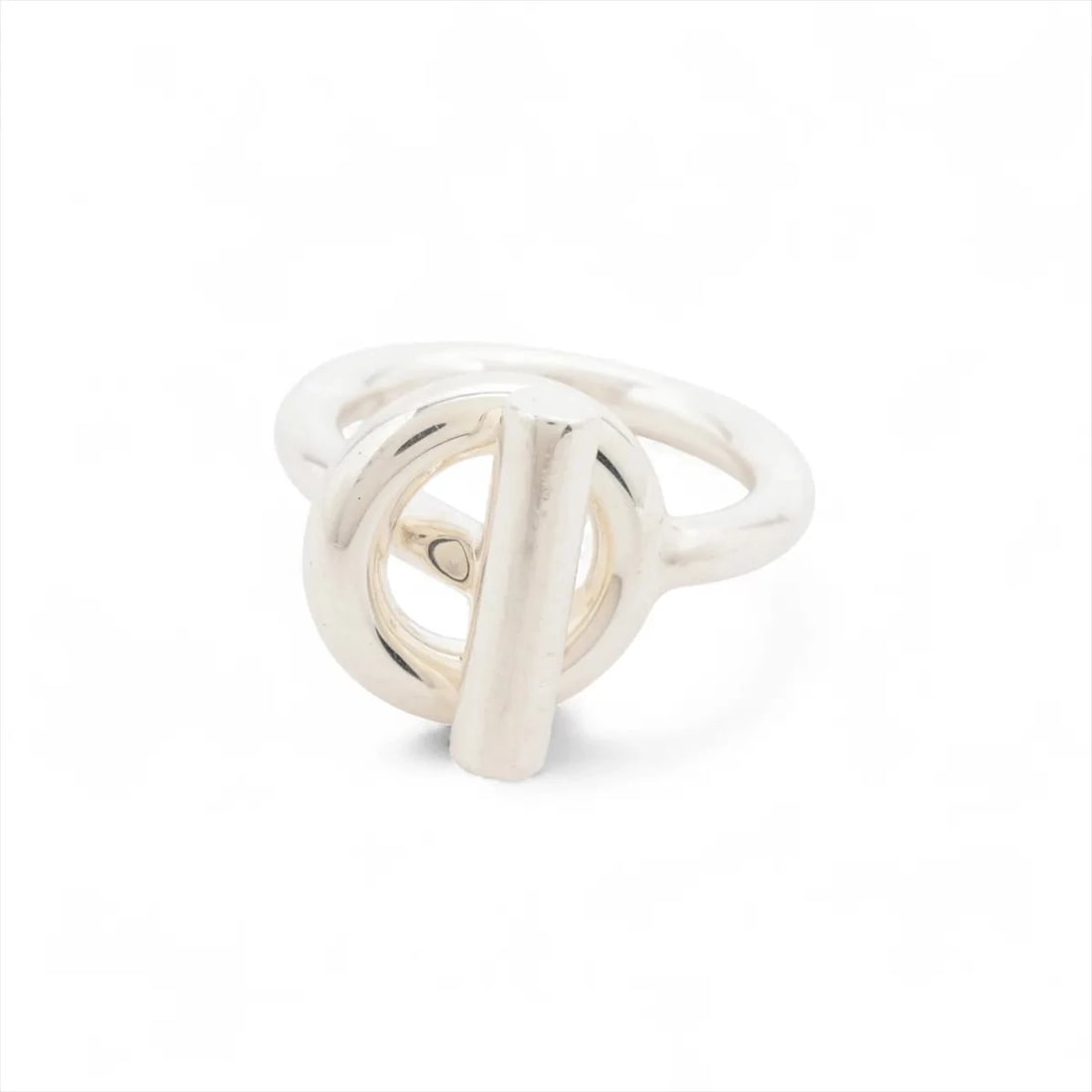 HERMES ECHAPE MM RING 925 SILVER: Hermes Echape MM Ring 925 Silver Brand: Hermes Type/Style: Ring Material: 925 Color: Silver Size: 5.25 US Accessories: None Accessories Notice: When purchasing pre-owned goods, please refer to the