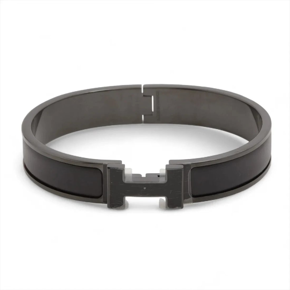 HERMES CLICK H FAN BANGLE GP BLACK: Hermes Click H fan Bangle GP Black Brand: Hermes Type/Style: Bracelet Material: GP Color: Black Size: Bracelet length:17.5cm Accessories: None Accessories Notice: When purchasing pre-owned goods,