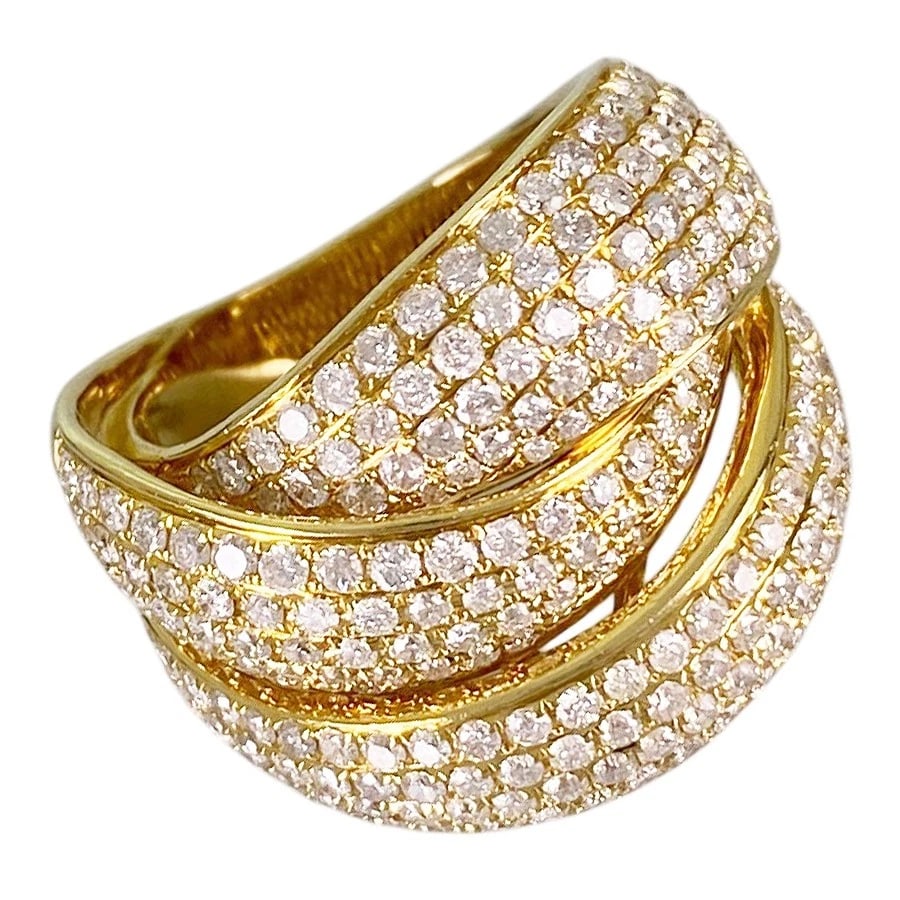 RING YELLOW GOLD DIAMOND: Ring Yellow gold Diamond Brand: Unsigned Jewelry Type/Style: Ring Material: 18K Yellow Gold Color: YG Size: US 6.5 Accessories: None Accessories Notice: When purchasing pre-owned goods, please refer