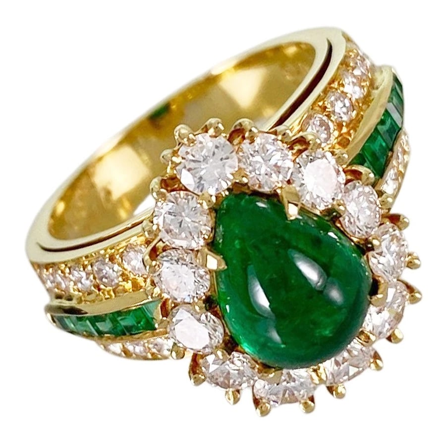 VAN CLEEF & ARPELS YELLOW GOLD EMERALD DIAMOND RING: Van Cleef & Arpels Yellow gold Emerald Diamond Ring Brand: Van Cleef & Arpels Type/Style: Ring Material: 18K Yellow Gold Color: YG Size: US 5.5-6 Accessories: None Accessories Notice: When purchasing
