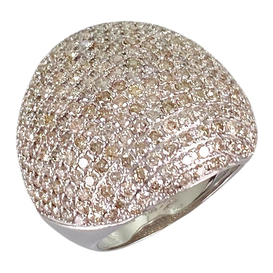 RING WHITE GOLD DIAMOND BROWN DIAMOND: Ring White gold Diamond Brown Diamond Brand: Unsigned Jewelry Type/Style: Ring Material: 18K White Gold Color: Silver Size: US 6 Accessories: None Accessories Notice: When purchasing pre-owned goods,