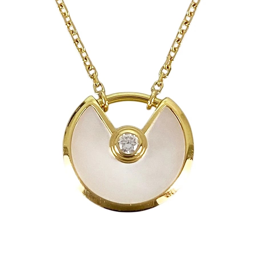 CARTIER AMULETTE YELLOW GOLD DIAMOND NECKLACE: Cartier Amulette Yellow gold Diamond Necklace Brand: Cartier Type/Style: Necklace Material: 18K Yellow Gold Color: Gold Size: Top size:11.3mmx12.1mm Necklace full length:41cm Accessories: None
