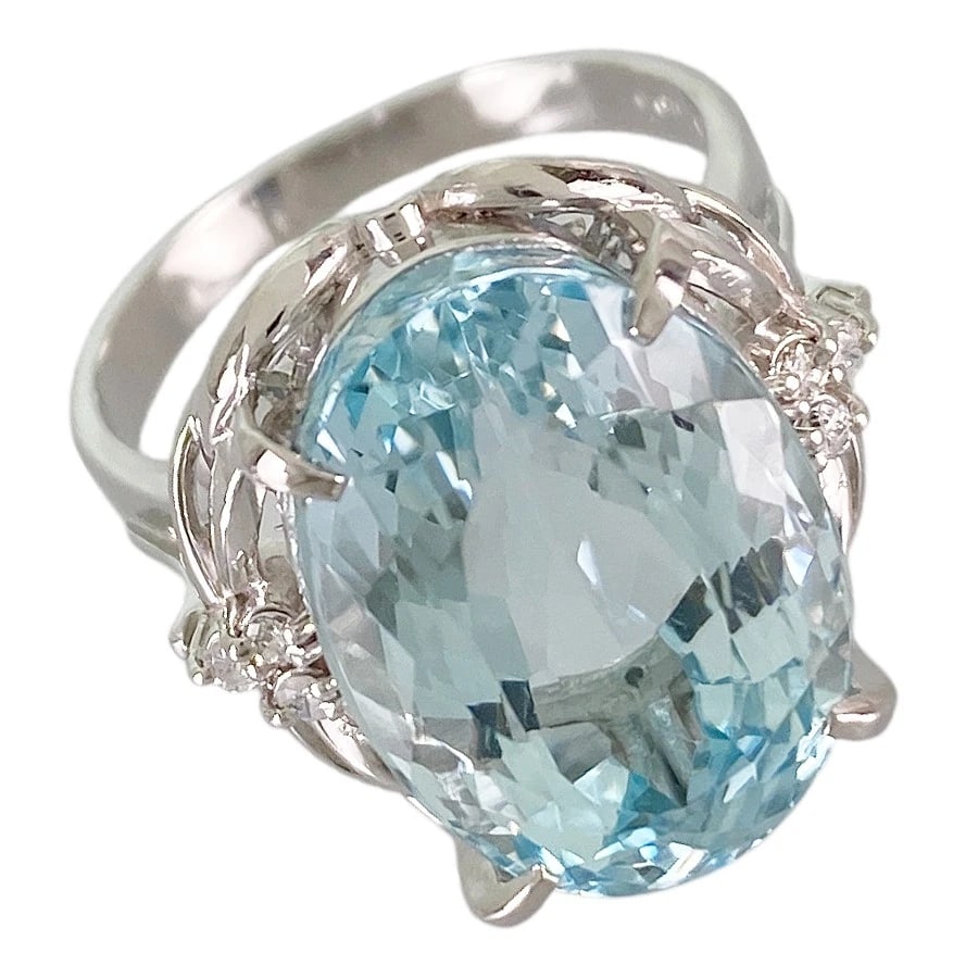 RING PLATINUM AQUAMARINE DIAMOND: Ring Platinum Aquamarine Diamond Brand: Unsigned Jewelry Type/Style: Ring Material: Platinum 900 Main Stone Aquamarine Color: Silver Size: US 5.5 Accessories: None Accessories Notice: When purchasing