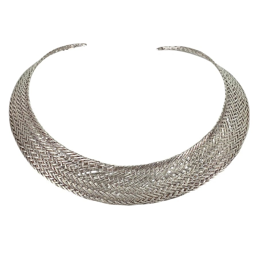 TIFFANY&CO. MESH SILVER NECKLACE: TIFFANY&Co. mesh Silver Necklace Brand: TIFFANY&Co. Type/Style: Necklace Material: Silver 925 Color: Silver Size: Necklace full length:34cm Accessories: None Accessories Notice: When purch