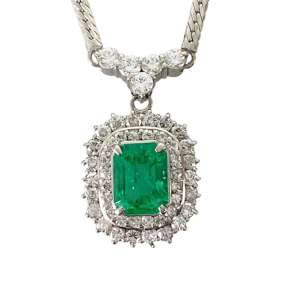 NECKLACE PLATINUM EMERALD DIAMOND: Necklace Platinum Emerald Diamond Brand: Unsigned Jewelry Type/Style: Necklace Material: Platinum 900 Platinum 850 Main Stone Emerald Color: Silver Size: Top size:20.5mmx13.2mm Necklace full