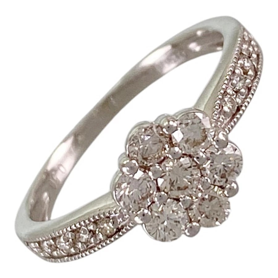 RING PLATINUM DIAMOND: Ring Platinum Diamond Brand: Unsigned Jewelry Type/Style: Ring Material: Platinum 900 Color: Silver Size: US 5.5 Accessories: None Accessories Notice: When purchasing pre-owned goods, please refer to