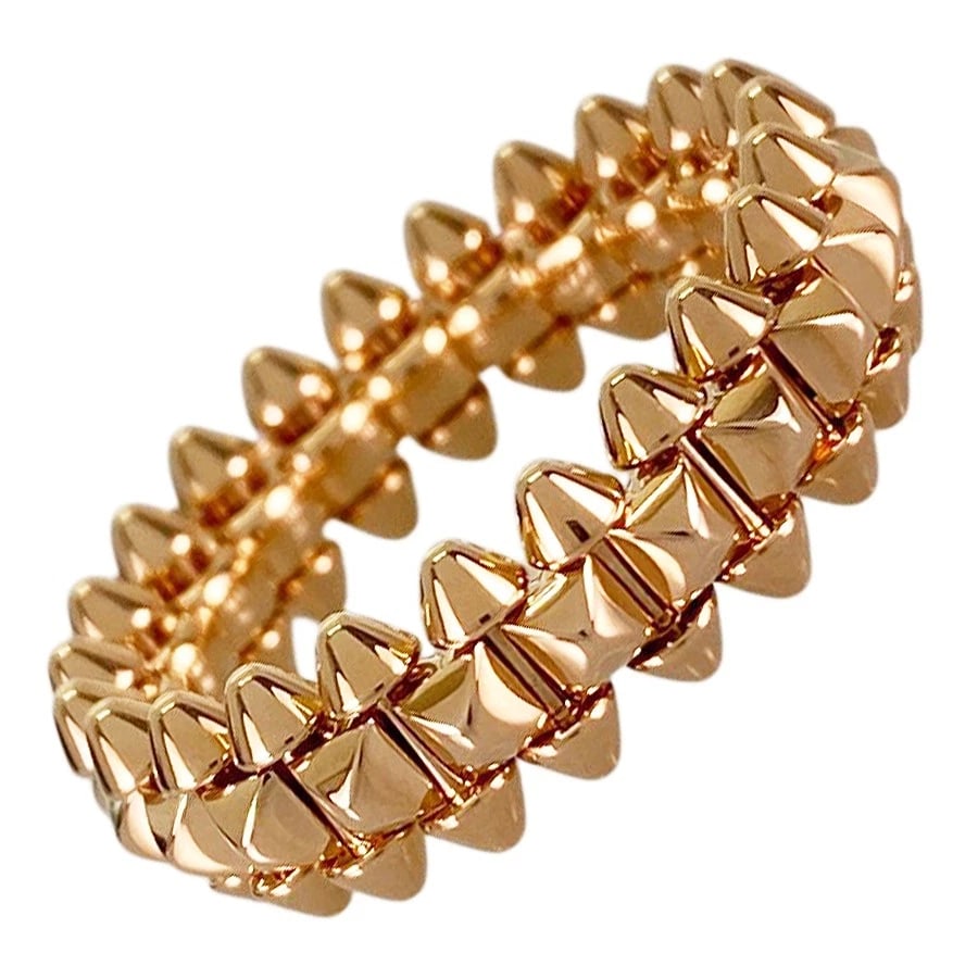 CARTIER CLASH ROSE GOLD RING: Cartier Clash Rose gold Ring Brand: Cartier Type/Style: Ring Material: 18K Rose Gold Color: RG Size: US 6.5-7 Accessories: None Accessories Notice: When purchasing pre-owned goods, please refer to