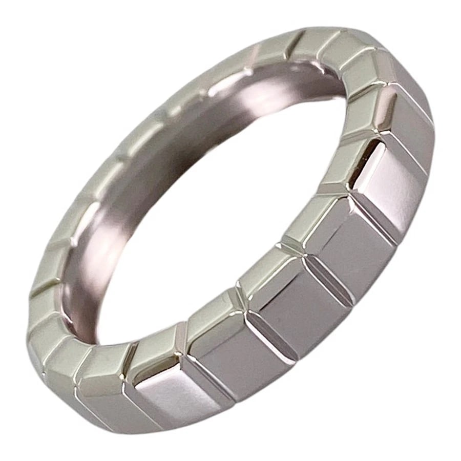 CHOPARD ICE CUBE WHITE GOLD RING: Chopard Ice Cube White gold Ring Brand: Chopard Type/Style: Ring Material: 18K White Gold Color: Silver Size: US 7.5 Accessories: None Accessories Notice: When purchasing pre-owned goods, please
