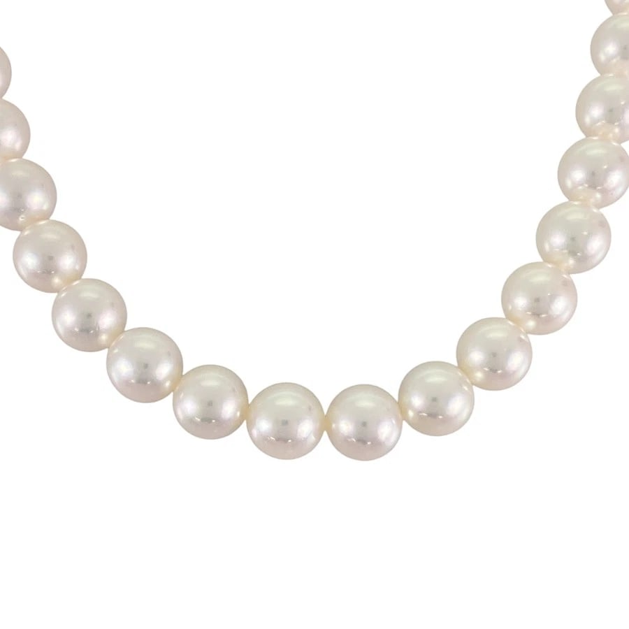 MIKIMOTO M CHARM WHITE GOLD AKOYA PEARL NECKLACE: MIKIMOTO M charm White gold Akoya Pearl Necklace Brand: MIKIMOTO Type/Style: Necklace Material: 14K White Gold Main Stone Pearl Color: Silver Size: Necklace full length:37.0cm Accessories: None