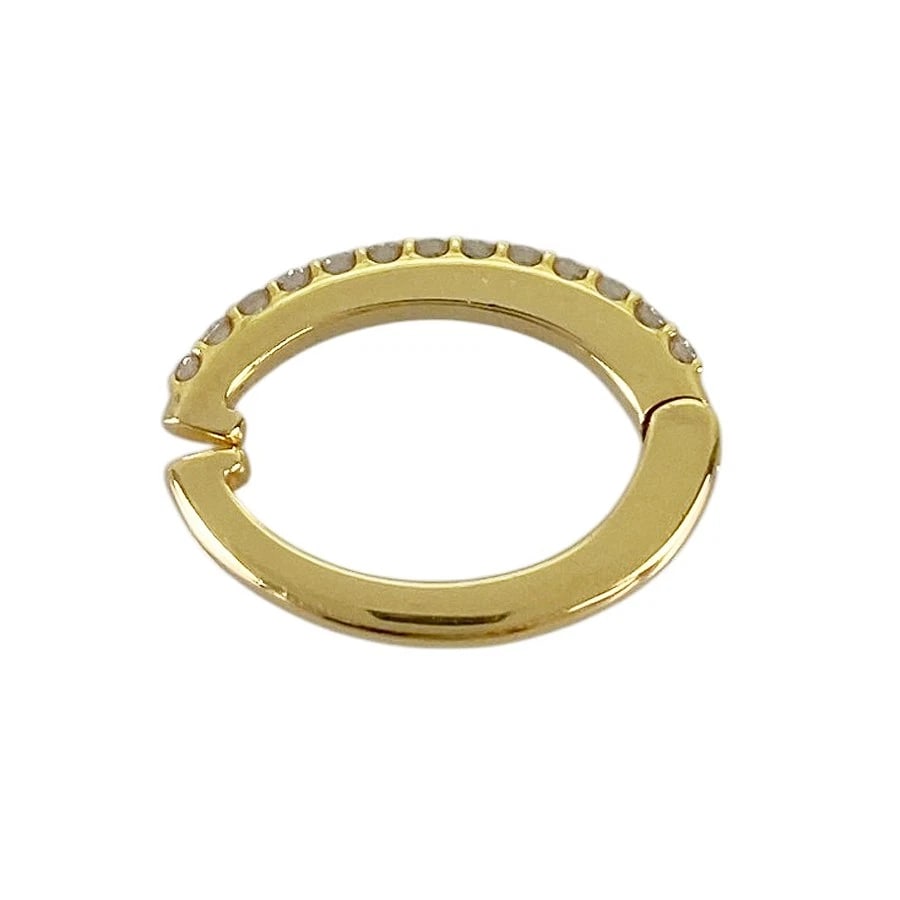 PONTE VECCHIO CERCHIO M SIZE YELLOW GOLD DIAMOND EAR CUFF: Ponte Vecchio Cerchio M size Yellow gold Diamond Ear Cuff Brand: Ponte Vecchio Type/Style: Ear Cuff Material: 18K Yellow Gold Color: Gold Size: Top size:16.3mmx2.2mmx12.5mm Accessories: None <