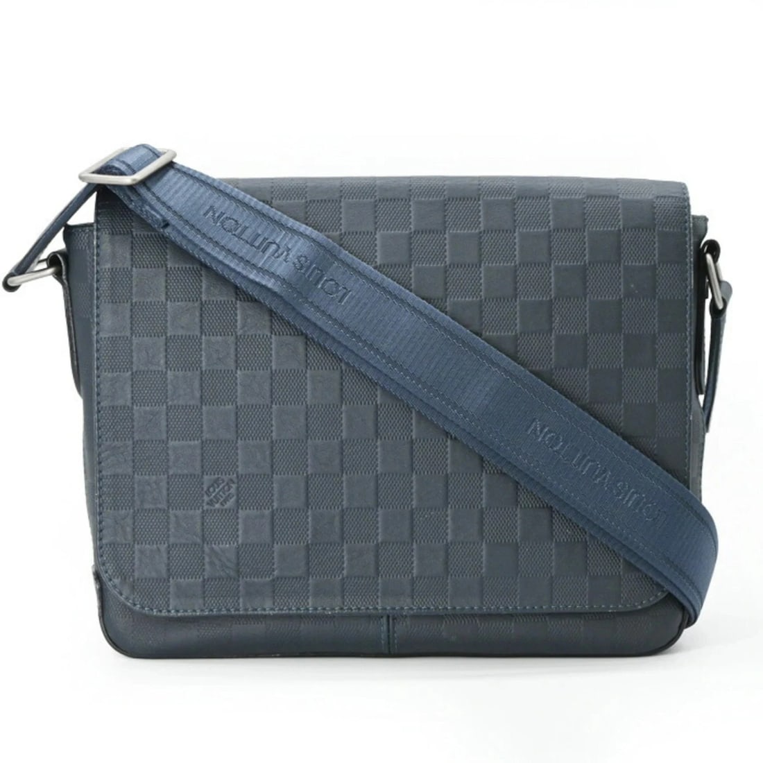 LOUIS VUITTON DAMIER INFINI DISTRICT PM SHOULDER BAG: LOUIS VUITTON Damier Infini District PM Shoulder Bag Brand: Louis Vuitton Type/Style: Shoulder bag Material: Damier Infini Color: Infini, Navy Size: (HxWxD) 21cm x 31cm x 6cm / 8.26inch x 12.2inch x 2