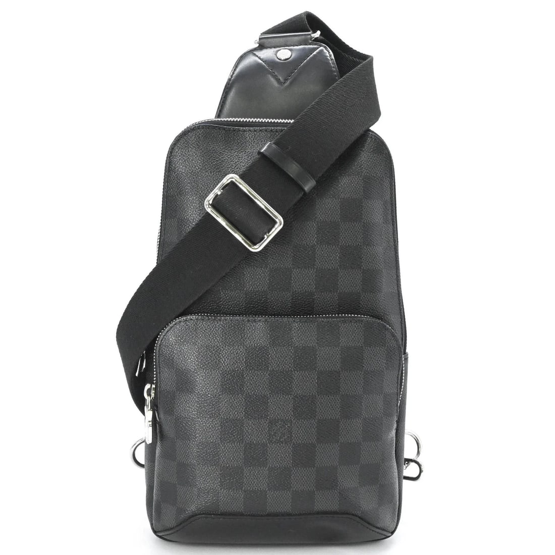 LOUIS VUITTON AVENUE SLING BAG CROSSBODY BODY: LOUIS VUITTON Avenue Sling Bag Crossbody Body Brand: Louis Vuitton Type/Style: Sling bag Material: Damier Graphite Color: Black Size: (HxWxD) 30cm x 18cm x 5cm / 11.81inch x 7.08inch x 1.96inch Ac