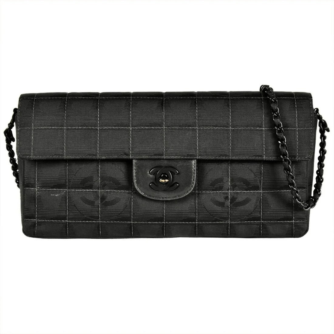 CHANEL TRAVEL LINE CHAIN SHOULDER BAG: CHANEL Travel Line Chain Shoulder Bag Brand: Chanel Type/Style: Shoulder bag Material: Nylon Color: Black Size: (HxWxD) 13cm x 26cm x 4cm / 5.11inch x 10.23inch x 1.57inch Accessories: None
