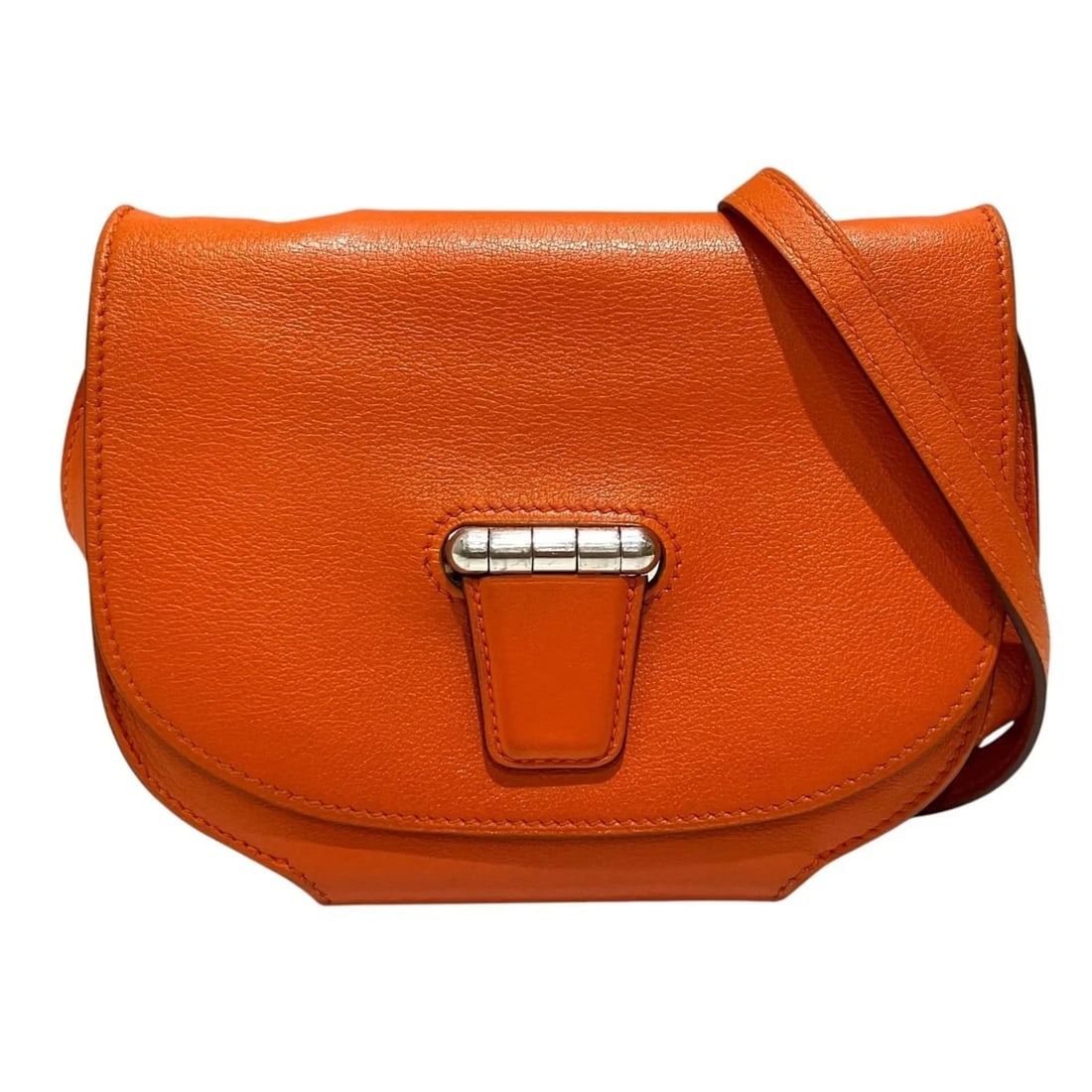 HERMES MINI CONVOYEUR SHOULDER BAG EVERCOLOR: Hermes Mini Convoyeur Shoulder Bag Evercolor Brand: Hermes Type/Style: Shoulder bag Material: None Color: Orange Size: (HxWxD) 11.5cm x 14.5cm x 2cm / 4.52inch x 5.7inch x 0.78inch Accessories: None
