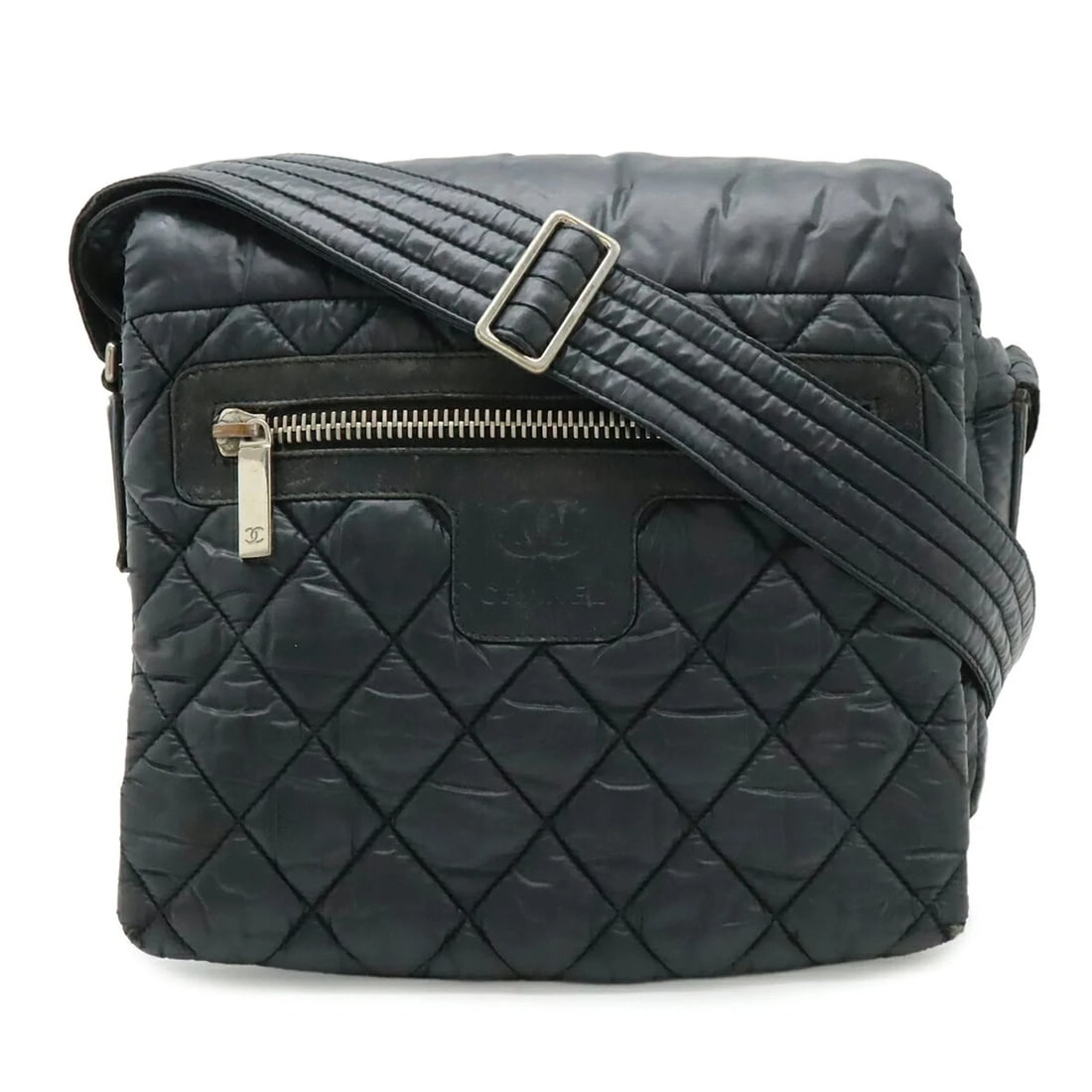 CHANEL COCO COCOON MATELASSE SMALL SHOULDER BAG: CHANEL Coco Cocoon Matelasse Small Shoulder Bag Brand: Chanel Type/Style: Shoulder bag Material: Nylon Color: Black Size: (HxWxD) 22.5cm x 24cm x 11cm / 8.85inch x 9.44inch x 4.33inch Accessories:
