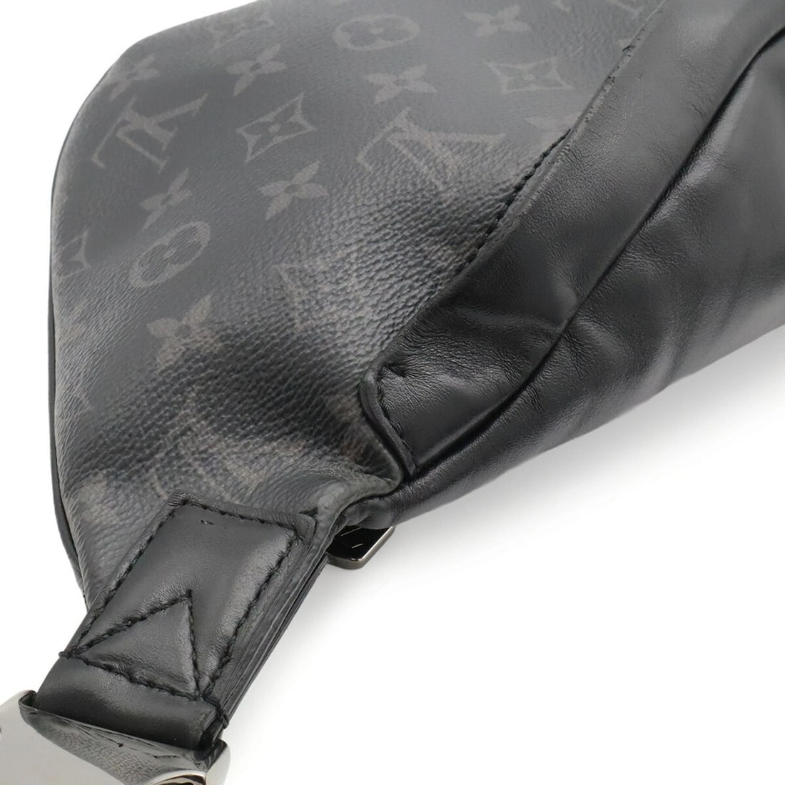 LOUIS VUITTON MONOGRAM ECLIPSE DISCOVERY BUM BAG - 5
