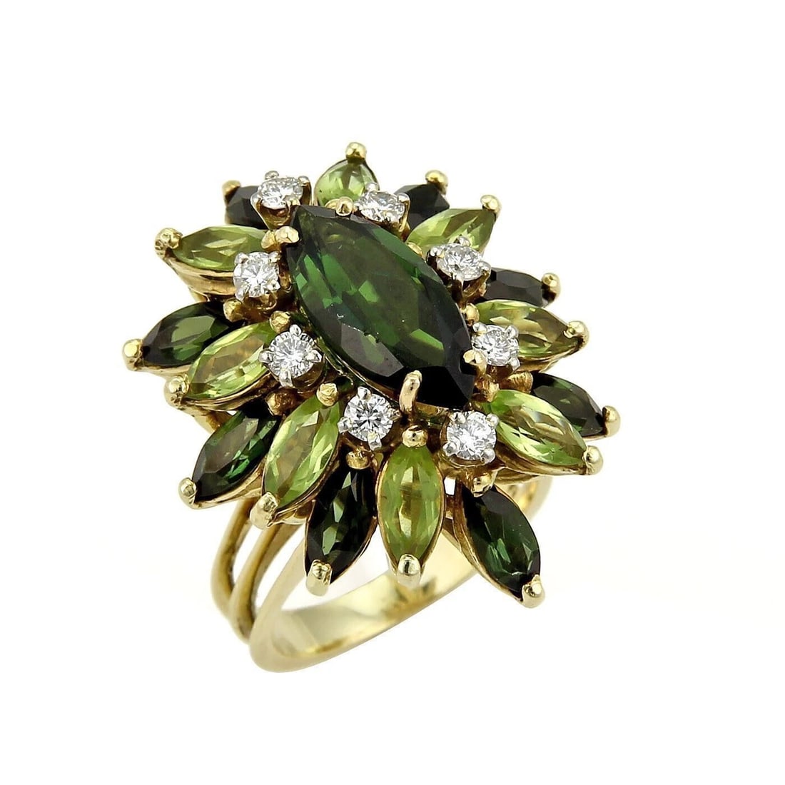 LE TRIOMPHE GREEN DIAMOND 14K YELLOW GOLD RING: Le Triomphe Green Diamond 14k Yellow Gold Ring Brand: Unbranded Type/Style: Ring Material: 14k yellow gold Color: yellow Size: 6.75 US Accessories: None Accessories Notice: When purchasing