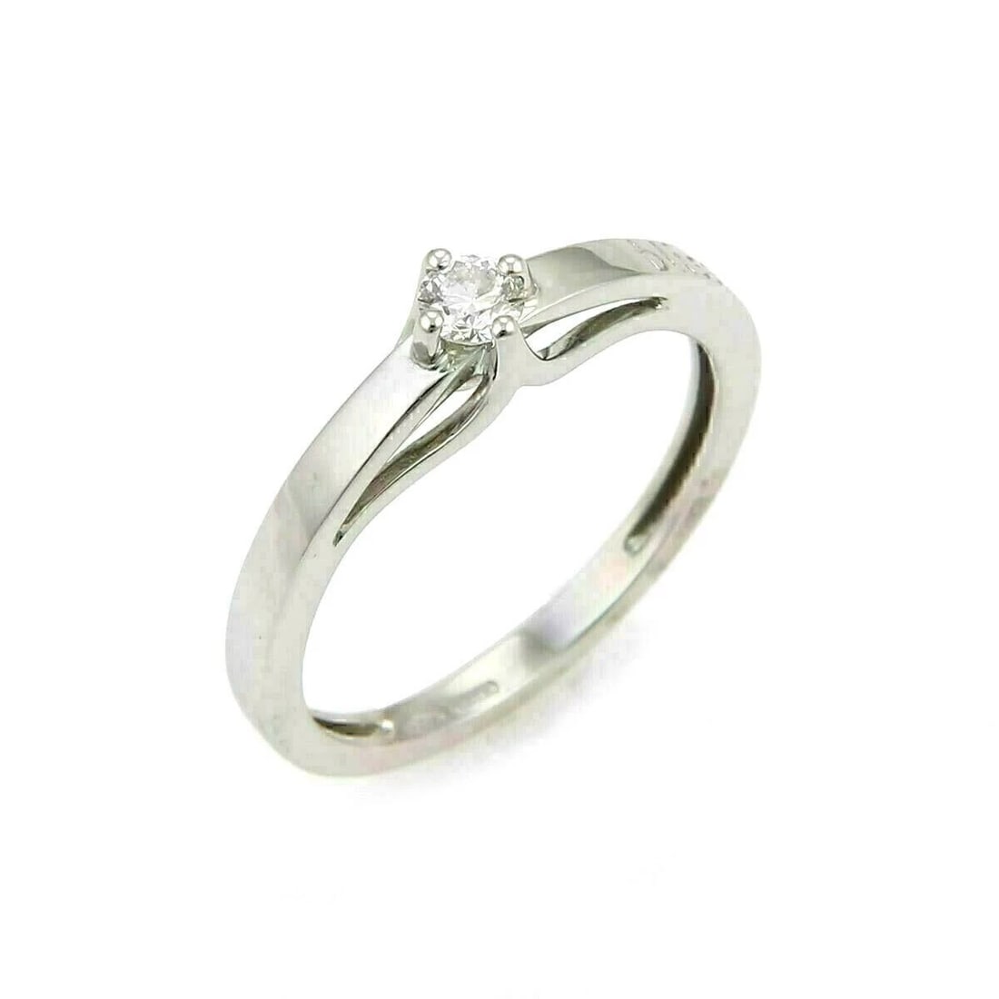 DAMIANI BLISS KATE DIAMOND 18K WHITE GOLD RING: Damiani Bliss Kate Diamond 18k White Gold Ring Brand: Damiani Type/Style: Ring Material: 18k white gold Color: White Size: 7 US Accessories: None Accessories Notice: When purchasing pre-ow