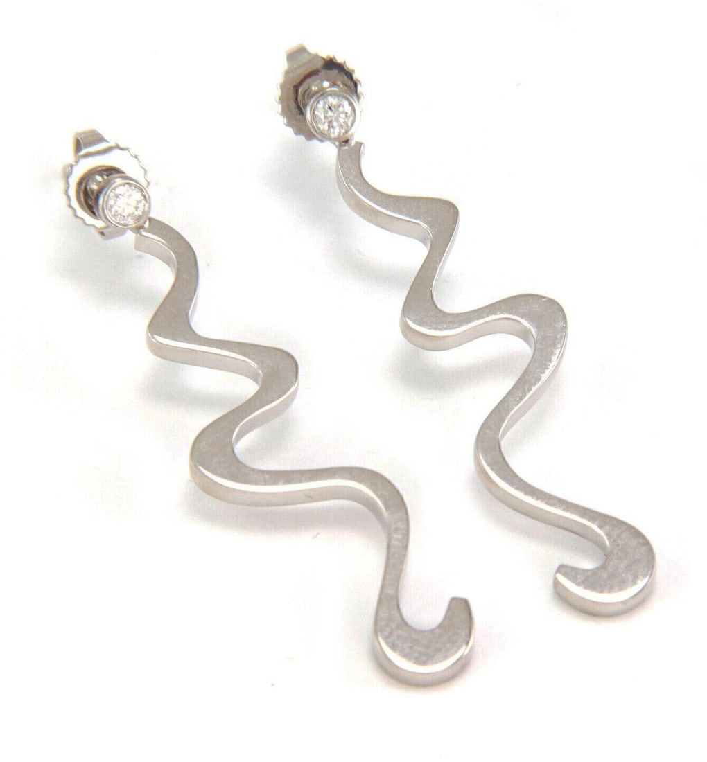 TIFFANY & CO. FRANK DIAMOND 18K WHITE GOLD LONG EARRINGS: Tiffany & Co. Frank Diamond 18k White Gold Long Earrings Brand: Tiffany & Co. Type/Style: Earrings Material: 18k white gold Main Stone Natural Color: white Size: Measurements: Approximately 1.65inch l