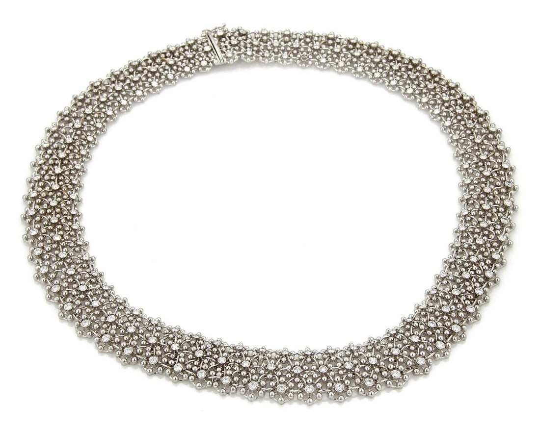 DIAMOND 18K WHITE GOLD FLEX LACE BIB NECKLACE: Diamond 18k White Gold Flex Lace Bib Necklace Brand: Unbranded Type/Style: Necklace Material: 18k white gold Color: white Size: Necklace Length: Approximately 18inch Width: Approximately 0.75inch