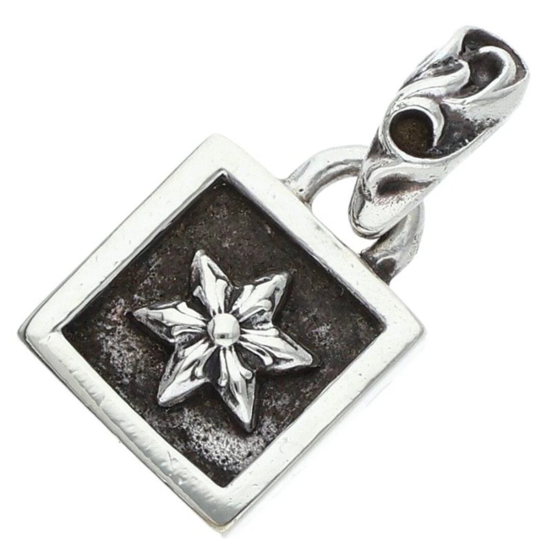CHROME HEARTS FRAMED STAR FLAMED SILVER NECKLACE TOP: Chrome Hearts FRAMED STAR Flamed Silver Necklace Top Brand: Chrome Hearts Type/Style: Necklace Material: 925 Silver Color: silver Size: vertical 2.4cm Accessories: None Accessories Notice: When