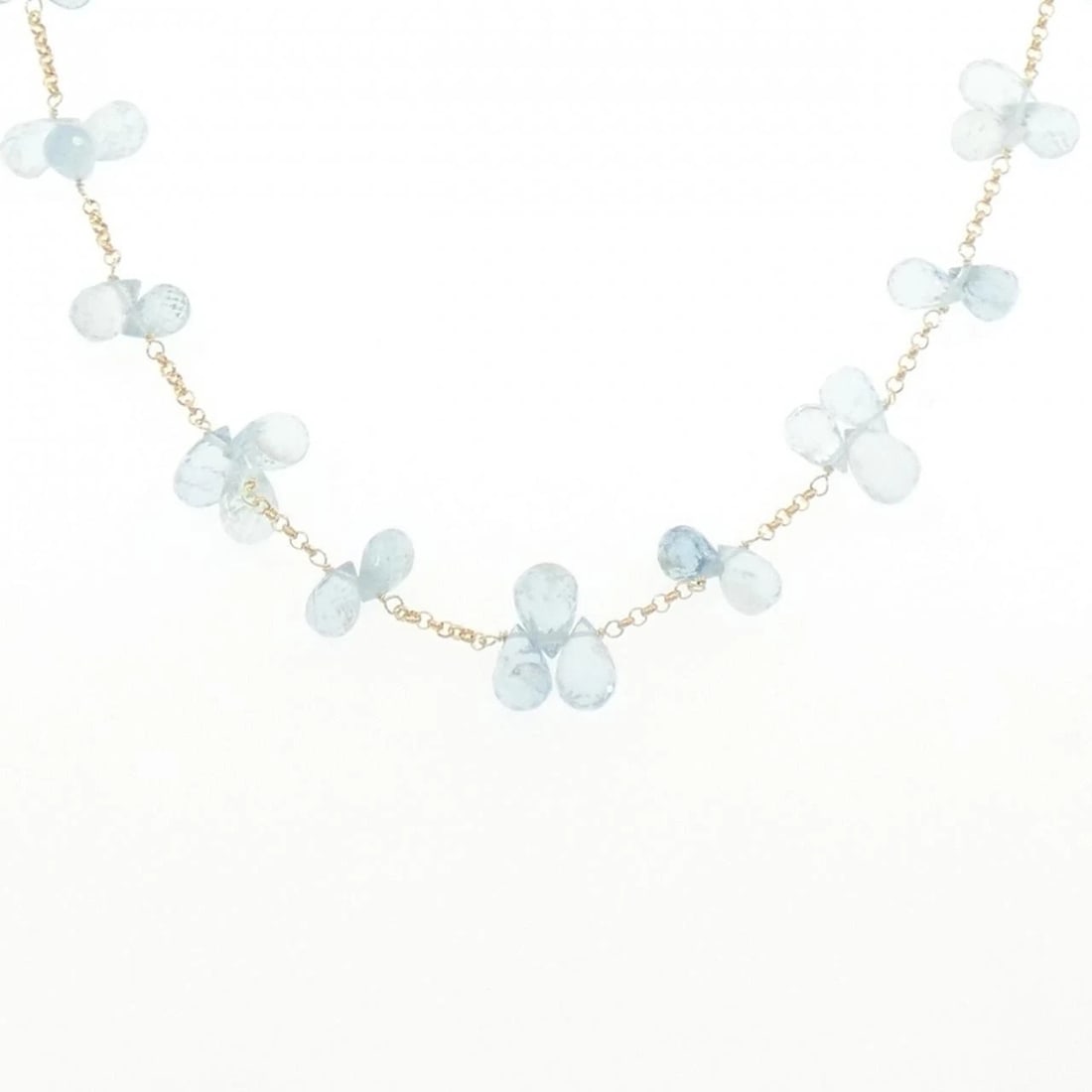 K18YG AQUAMARINE NECKLACE: K18YG Aquamarine Necklace Brand: Unbranded Type/Style: Aquamarine Necklace Material: K18 yellow gold Main Stone Aquamarine Color: YG Size: Actual Size Max width approx.: 11.5mm Chain maximum width app