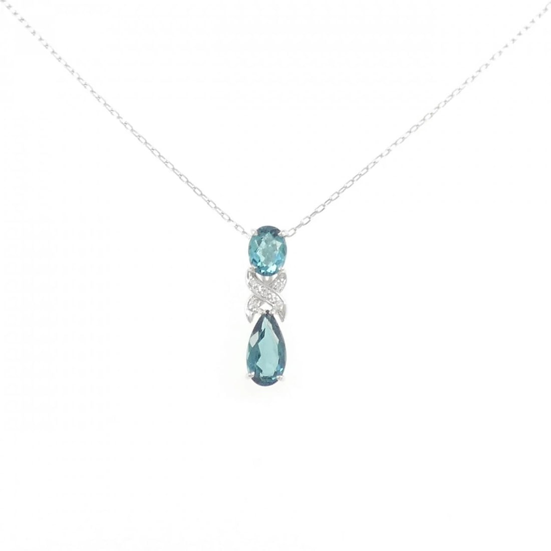 K18WG TOURMALINE NECKLACE: K18WG Tourmaline Necklace Brand: Unbranded Type/Style: Tourmaline Necklace Material: K18WG Main Stone Tourmaline Color: WG Size: Actual Size Pendant length approx. x width approx.: 20.9mmx5.7mm Chain