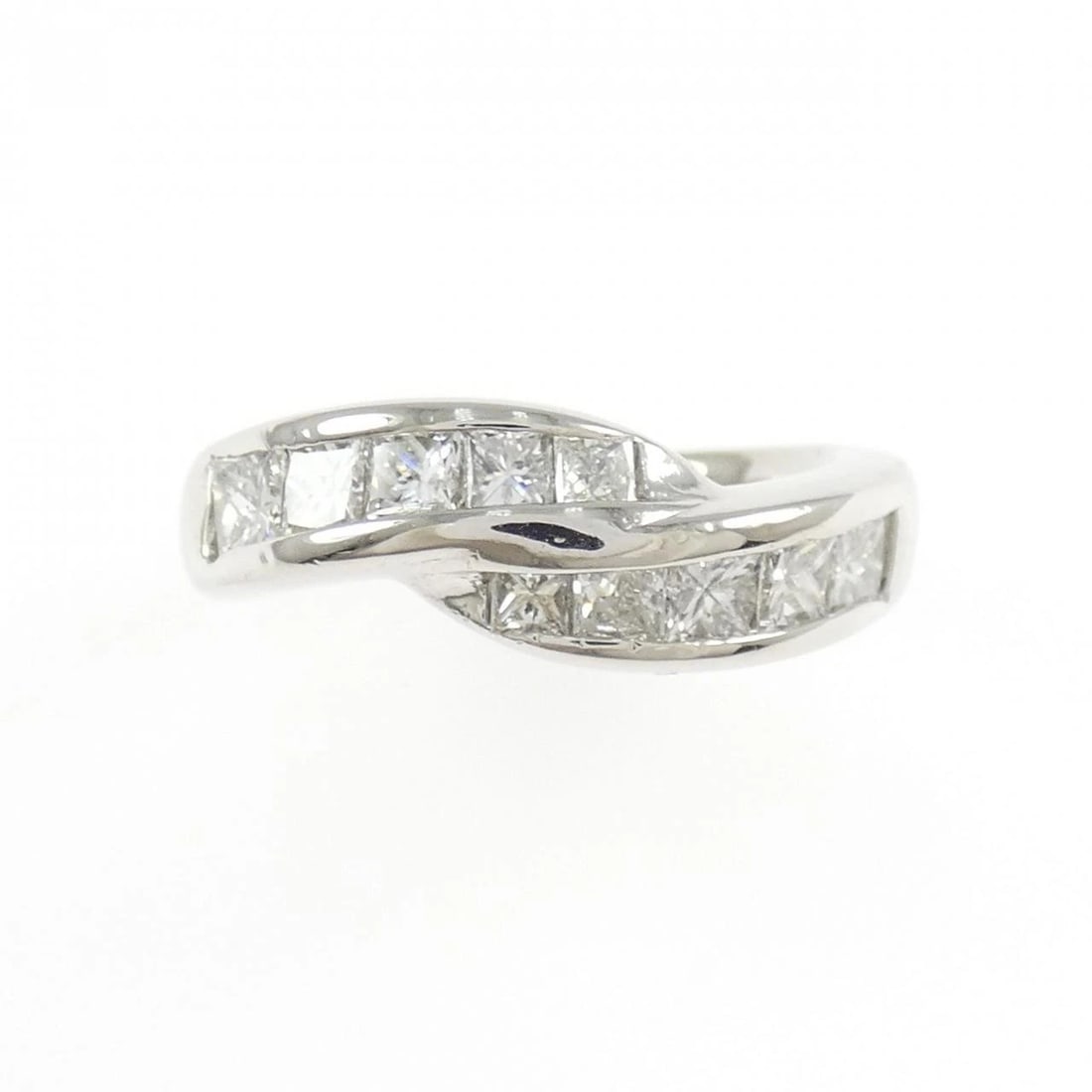 PT900 DIAMOND RING - 2