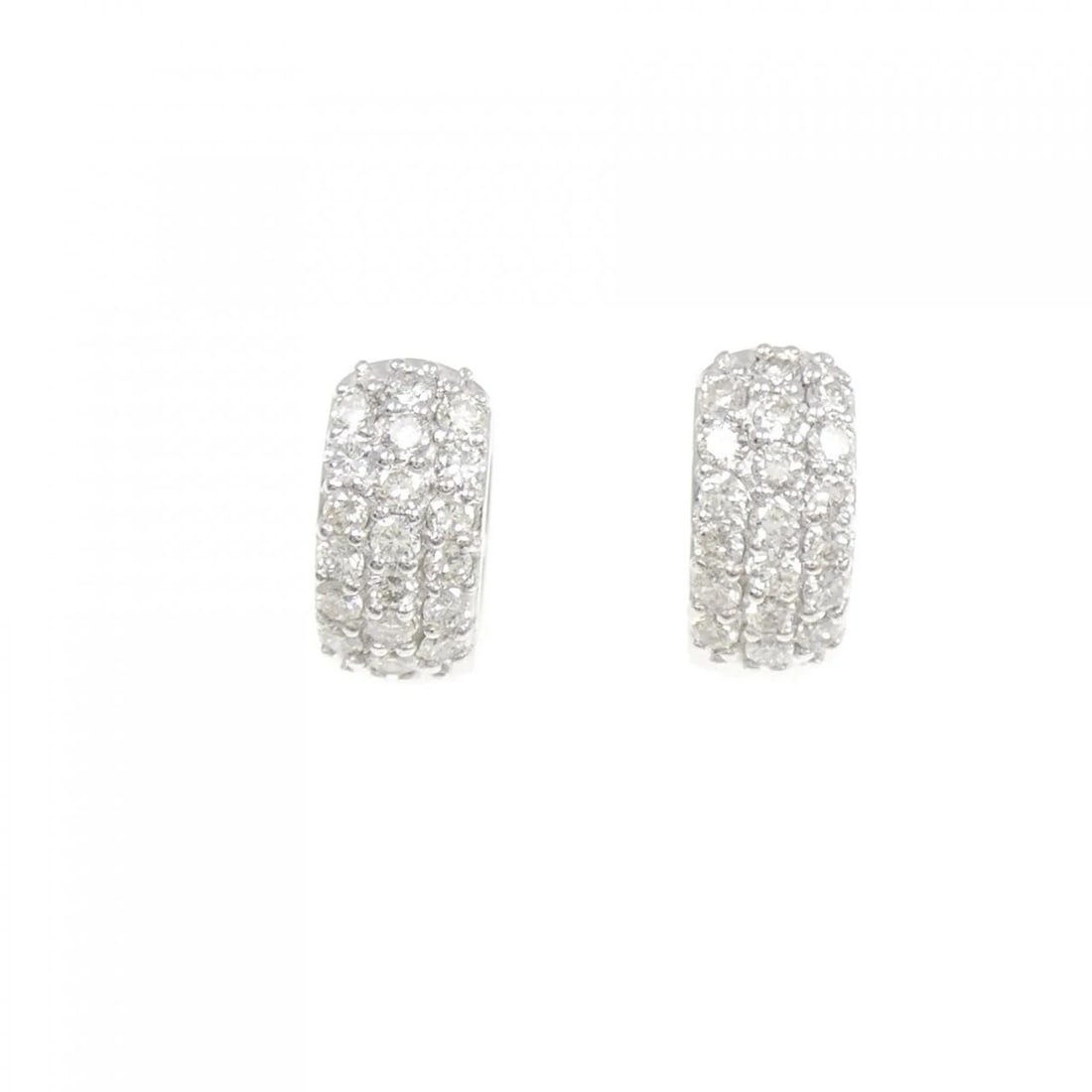 K18WG PAVE DIAMOND PIERCE: K18WG Pave Diamond Pierce Brand: Unbranded Type/Style: Diamond Pierce/Earring Material: K18WG Color: WG Size: Actual Size Approx. height x width: 9.1mm x 4.5mm Accessories: None Accessories Notice: