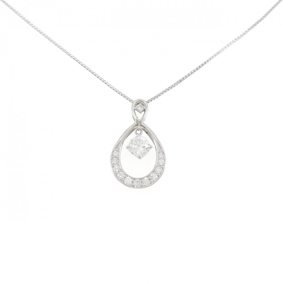 PT950/PT850 DIAMOND NECKLACE: PT950/PT850 Diamond Necklace Brand: Unbranded Type/Style: Diamond Necklace Material: PT950/PT850 Color: Size: Actual Size Pendant length approx. x width approx.: 20.8mmx12.6mm Chain maximum width