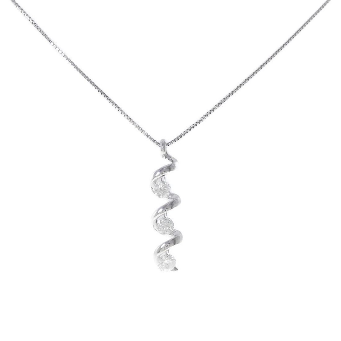 K18WG DIAMOND NECKLACE: K18WG Diamond Necklace Brand: Unbranded Type/Style: Diamond Necklace Material: K18WG Color: WG Size: Actual Size Pendant length approx. x width approx.: 26.6mmx6.2mm Chain maximum width approx.: