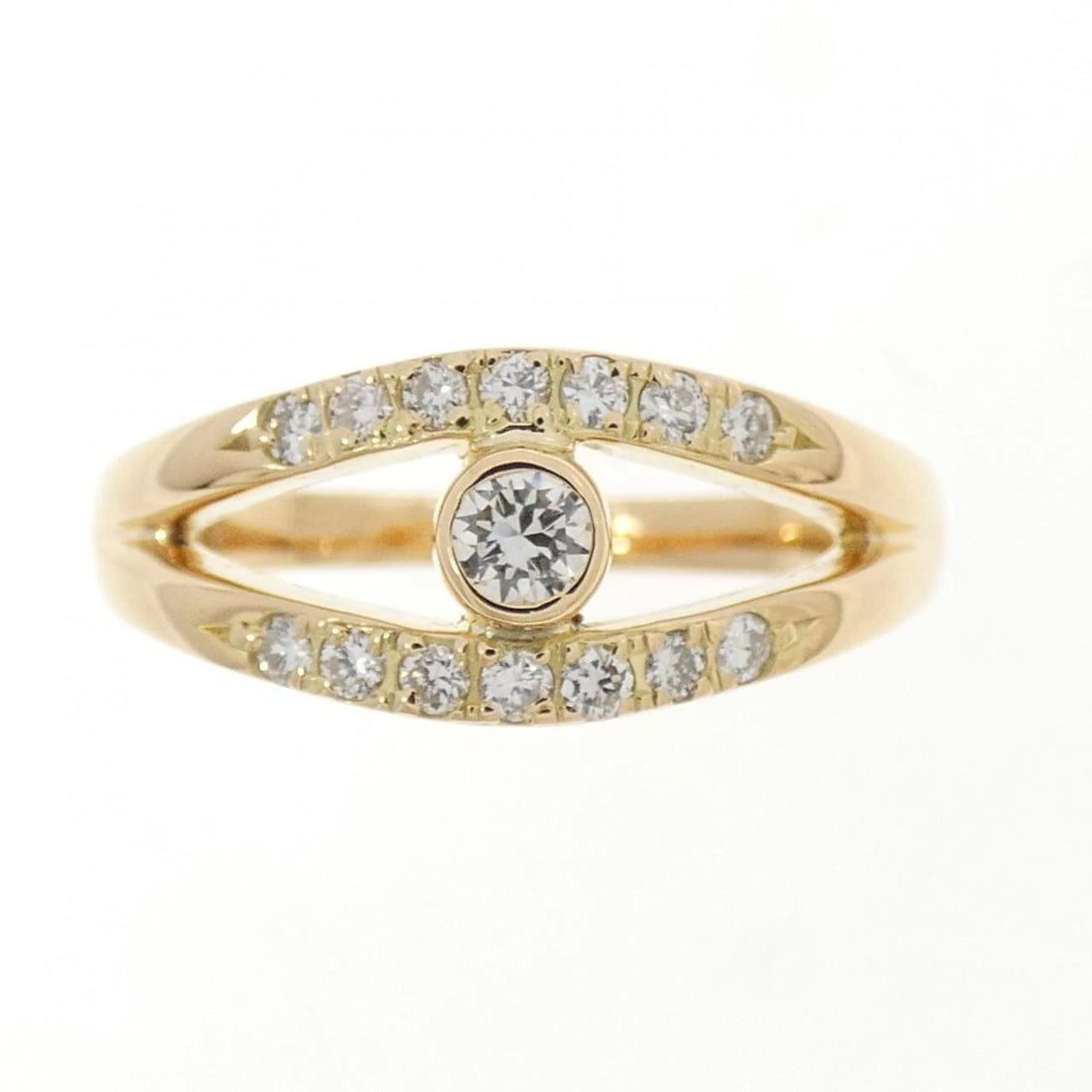 K18YG DIAMOND RING: K18YG Diamond Ring Brand: Unbranded Type/Style: Diamond Ring Material: K18YG Color: YG Size: US6 1/4 Accessories: None Accessories Notice: When purchasing pre-owned goods, please refer to the photos