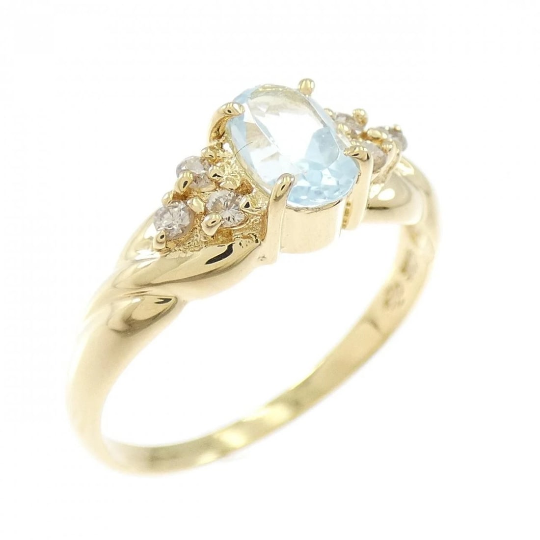 18K YELLOW GOLD BLUE TOPAZ RING: 18K Yellow Gold Blue Topaz Ring Brand: Unbranded Type/Style: Blue Topaz Ring Material: 18K Main Stone Blue Topaz Color: None Size: US6 Accessories: None Accessories Notice: When purchasing pre-owned