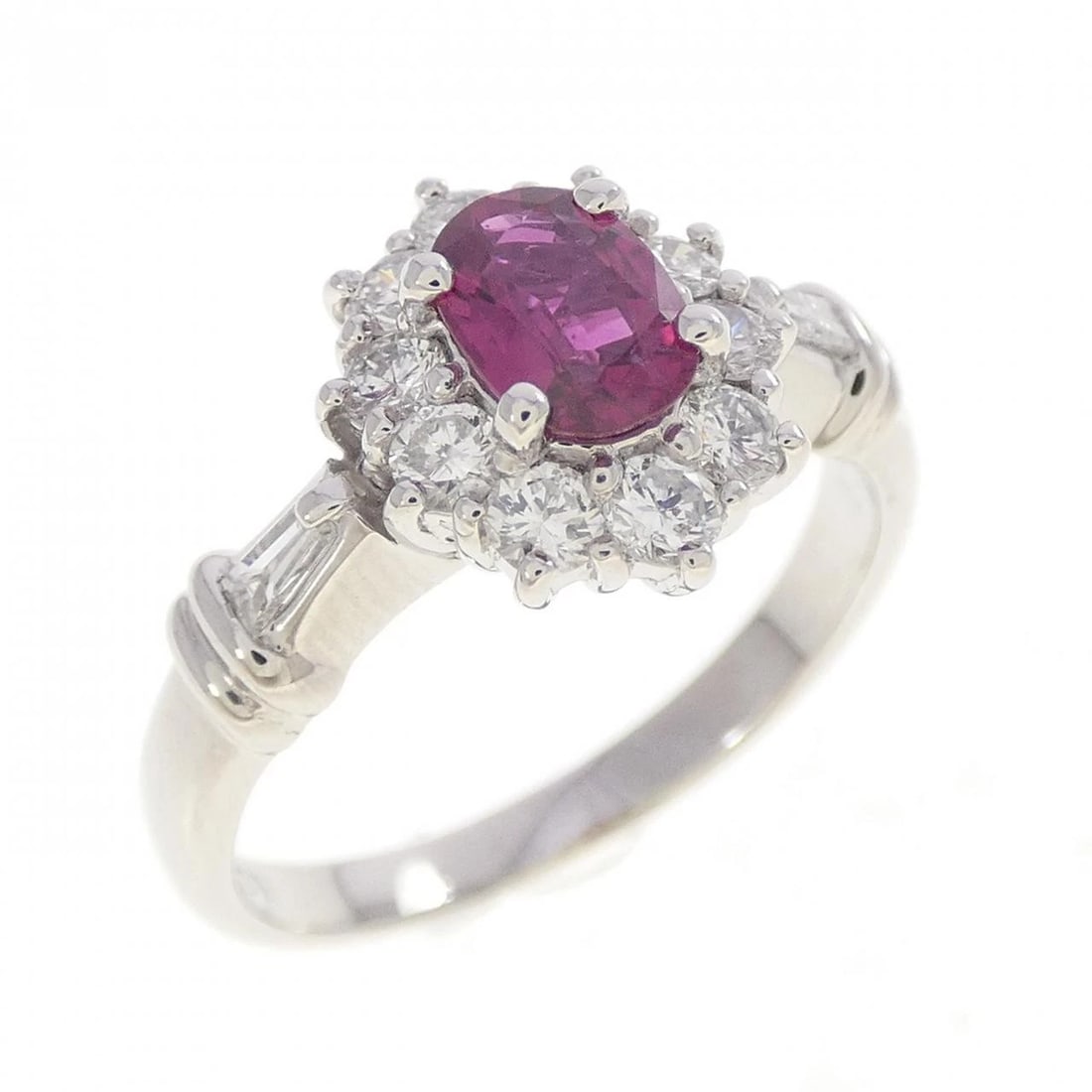 PT900 RUBY RING: PT900 Ruby Ring Brand: Unbranded Type/Style: Ruby Ring Material: PT900 Main Stone Ruby Color: Size: US5 3/4 Accessories: None Accessories Notice: When purchasing pre-owned goods, please refer to the