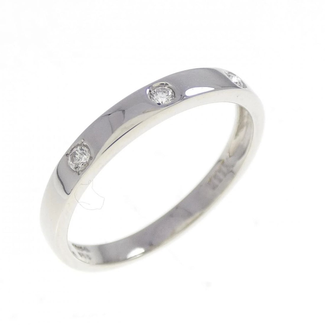 PT900 DIAMOND RING: PT900 Diamond Ring Brand: Unbranded Type/Style: Diamond Ring Material: PT900 Color: Size: US5 Accessories: None Accessories Notice: When purchasing pre-owned goods, please refer to the photos of the