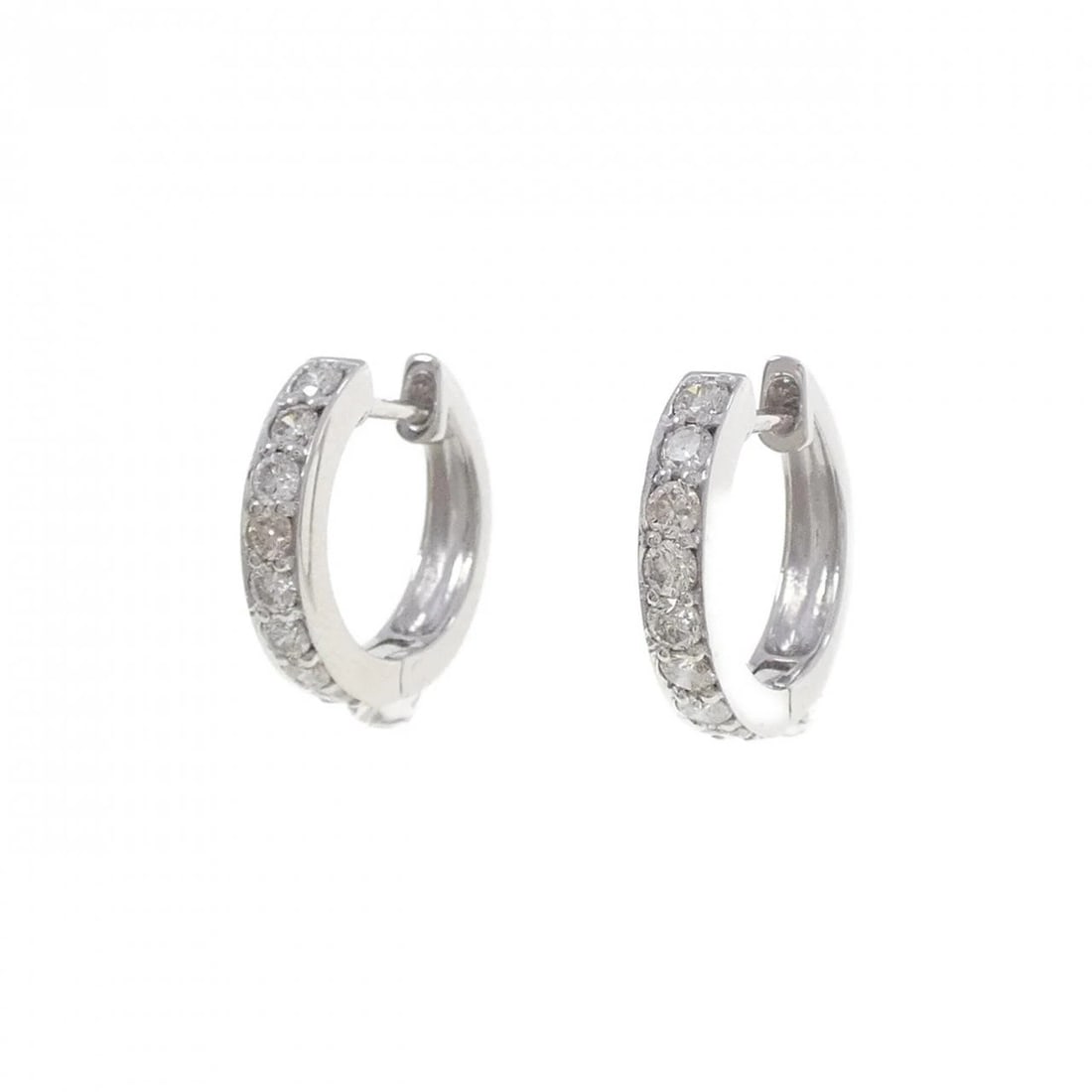 K18WG DIAMOND PIERCE: K18WG Diamond Pierce Brand: Unbranded Type/Style: Diamond Pierce/Earring Material: K18WG Color: WG Size: Actual Size Approx. height x width: 13.5mm x 2.9mm Accessories: None Accessories Notice: When